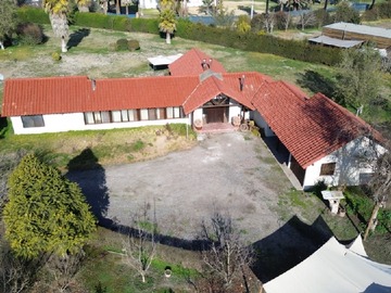 Casa en venta en Condominio Las Palmeras de Lonquén, Parcela 95, Isla de Maipo - 4 dormitorios, 3 baños