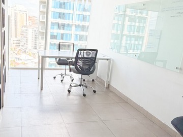 Oficina en arriendo mensual en Alonso de Córdova y Manquehue, Las Condes - 1 baño