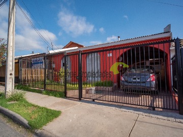 Casa en arriendo mensual en Casa Año Corrido. 4D, 2 B. Empresas O Familia. la Serena. 800 Mil - 4 dormitorios, 2 baños
