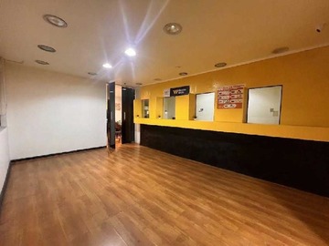 Oficina en venta en Conectividad Ideal para Tu Negocio (182418), Santiago - 5 dormitorios, 4 baños