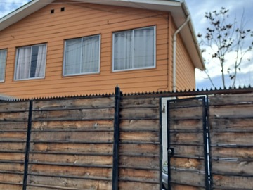 Casa en venta en En Venta Excelente Casa de 2 Pisos en Lampa - 3 dormitorios, 1 baño