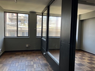 Oficina en venta en Oficina en venta en santiago 2 privados, 2 baños, Santiago - 2 dormitorios, 2 baños
