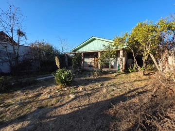 Casa en venta en Casa con Amplio Terreno y Jardín (176451), Quilpué - 3 dormitorios, 2 baños