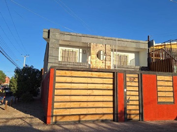 Casa en venta en Hermosa Casa Grande en Calama (105502), Calama - 4 dormitorios, 4 baños