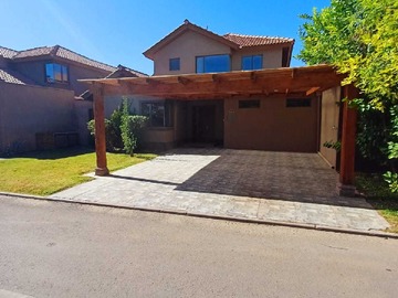 Casa en venta en Se vende Remanso de Chicureo (172108), Colina - 4 dormitorios, 3 baños