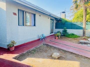 Casa en venta en El tambo, La Reina - 4 dormitorios, 2 baños