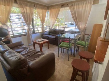 Departamento en venta en Departamento en Pleno Centro de Viña (165000), Viña del Mar - 2 dormitorios, 1 baño
