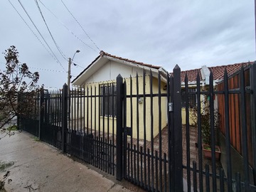 Casa en arriendo mensual en Se Arrienda Hermosa Casa en Villa Vista Sur, Rancagua - 3 dormitorios, 1 baño