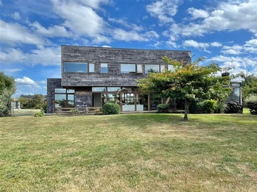 Casa en venta en Puerto Varas, Puerto Varas - 5 dormitorios, 4 baños
