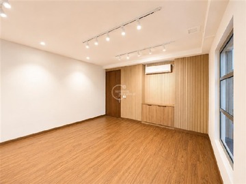 Arriendo Mensual / Oficina / Huechuraba
