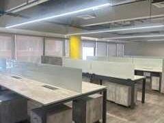 Oficina en arriendo mensual en Amplia Oficina 200 m² en Providencia (143606), Santiago - 2 baños