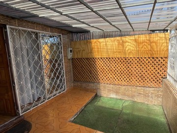 Casa en venta en Antonio Venero, San Bernardo - 2 dormitorios, 1 baño