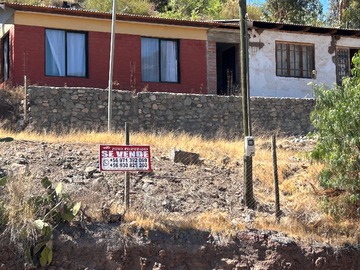 Casa en venta en El espinal, Río Hurtado - 4 dormitorios, 2 baños