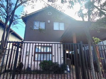 Casa en venta en Casa 3 dormitorios, Los Castaños I, Cajón (122394), Vilcún - 3 dormitorios, 1 baño