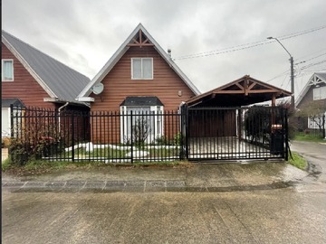 Casa en venta en Tu Nuevo Espacio Feliz Existe y Esta en Venta. - 3 dormitorios, 2 baños