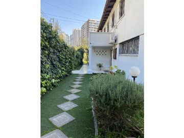Casa en venta en Avda Sur/ Julio cordero, Ñuñoa - 5 dormitorios, 4 baños