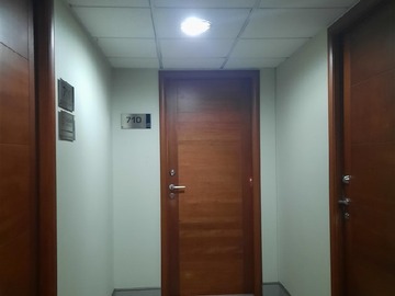 Oficina en venta en A . Varas, Temuco - 4 dormitorios, 2 baños