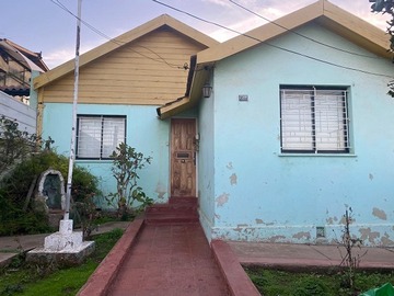 Casa en venta en Arturo Prat, Quintero - 3 dormitorios, 1 baño