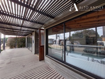 Local Comercial en venta en Sitio 14 de la Manzana 6 de la población el Yachting o Tacna, Maitencillo, Puchuncaví - 4 dormitorios, 4 baños