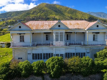 Casa en venta en Casona Fundo Loreto en Venta - 10 dormitorios, 5 baños