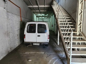 Terreno Industrial en venta en Galpón industrial Bodega (170577), Santiago - 2 baños