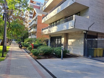 Departamento en venta en Luis thayer ojeda con lota, Providencia - 2 dormitorios, 2 baños