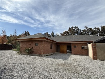 Venta / Casa / Colina