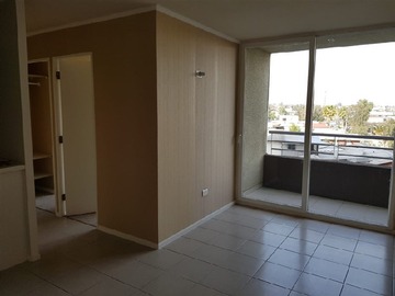 Departamento en arriendo mensual en Sata Rosa cercano a Departamental, San Miguel - 3 dormitorios, 1 baño