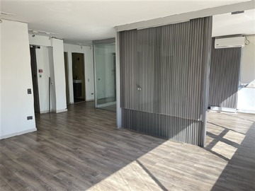 Oficina en arriendo mensual en Las Urbinas/Providencia, Providencia - 7 dormitorios, 5 baños