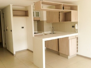 Departamento en arriendo mensual en Amplio y Luminoso Estudio con Estacionamiento, Irarrázaval, Ñuñoa - 1 dormitorio, 1 baño