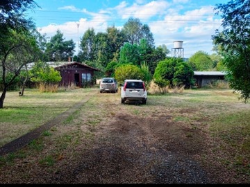 Parcela en venta en Avenida Huichahue, Cunco - 4 dormitorios, 2 baños
