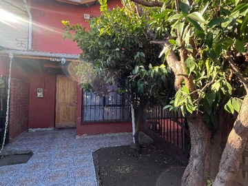 Casa en venta en Casa en Venta de 2 pisos 2D1B en Maipú (171137), Maipú - 2 dormitorios, 1 baño