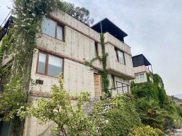 Casa en venta en Condominio los almendrales, Huechuraba - 4 dormitorios, 4 baños
