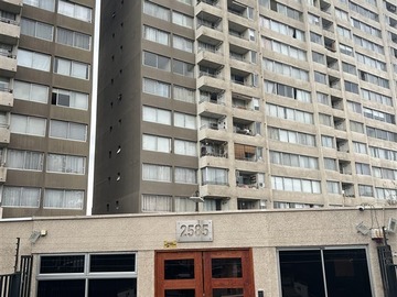 Departamento en venta en Avenida Vicuña Makenna, San Joaquín - 2 dormitorios, 2 baños