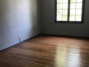 Departamento en arriendo mensual en A un acuadra metro toesca, Santiago - 4 dormitorios, 1 baño