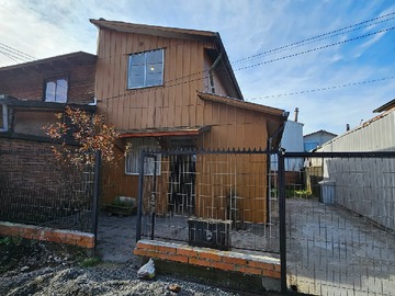 Casa en arriendo mensual en Volcán Choshuenco 1020, Villarrica - 3 dormitorios, 1 baño