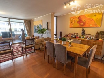 Departamento en venta en Manquehue con Colon, Las Condes - 3 dormitorios, 2 baños