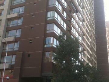 Departamento en arriendo mensual en San Isidro / Marín / Metro Santa Lucía, Santiago - 1 dormitorio, 1 baño