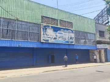 Local Comercial en arriendo mensual en Local en arriendo curico (136320), Curicó - 4 baños
