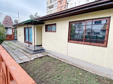 Casa en venta en Colón // Manquehue (94992), Las Condes - 3 dormitorios, 2 baños