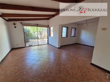 Casa en venta en Casa en Chorrillos Bajo, Viña del Mar - 4 dormitorios, 4 baños