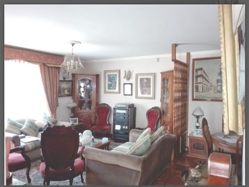 Casa en arriendo mensual en Avenida Libertad, Viña del Mar - 5 dormitorios, 4 baños