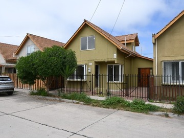 Casa en venta en Rosario de peñuelas, Coquimbo - 3 dormitorios, 3 baños