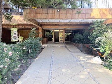 Departamento en venta en Hogar en Entorno Tranquilo 119m2 Av Apoquindo (170931), Las Condes - 3 dormitorios, 3 baños