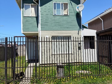Casa en venta en Pasaje Los Cisnes 1400, Villarrica - 3 dormitorios, 2 baños