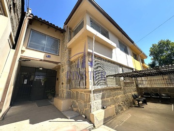 Casa en venta en Avenida Ramón Freire 926, Quilpué, Valparaíso 2430000, Chile, Quilpué - 10 dormitorios, 4 baños