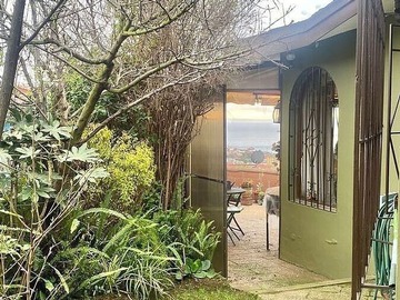 Casa en venta en Gregorio Marañon, Viña del Mar - 5 dormitorios, 2 baños