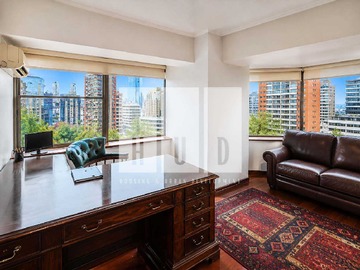 Oficina en venta en Espectacular vista al Costanera Center! (164877), Providencia