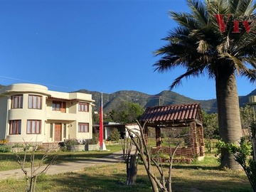 Casa en venta en Cajón Grande/ Granizo, Olmué - 4 dormitorios, 4 baños