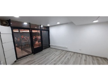 Local Comercial en venta en Avenida Apoquindo 4830, Las Condes - 1 baño